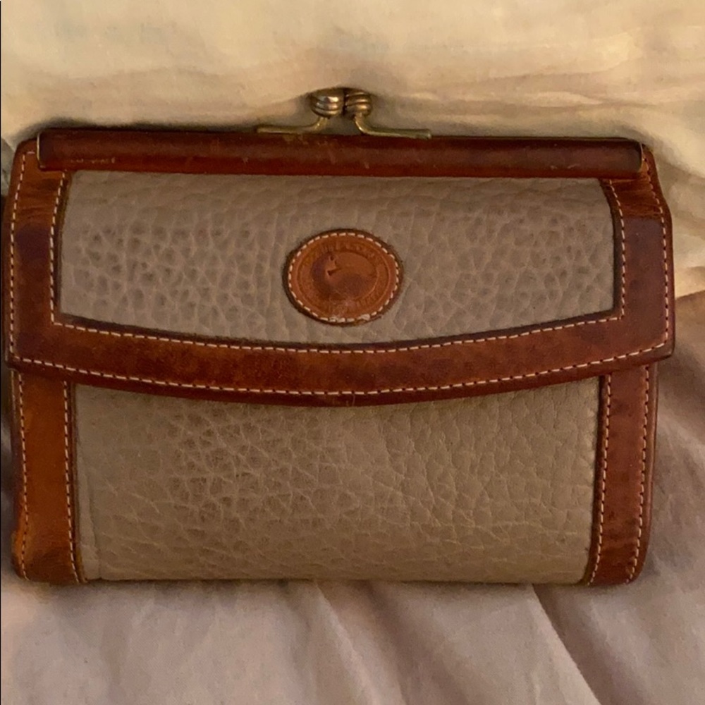 Authentic Vintage Dooney & Bourne Wallet